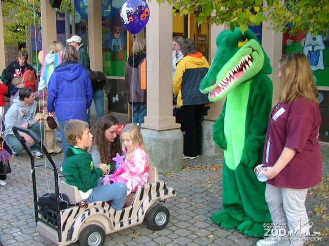 2006 Boo at the Zoo - Zoo Crew