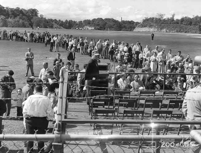 1958 - Line for Railroad Day