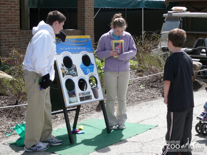 2013 - Trash Toss Game at Party for the Planet